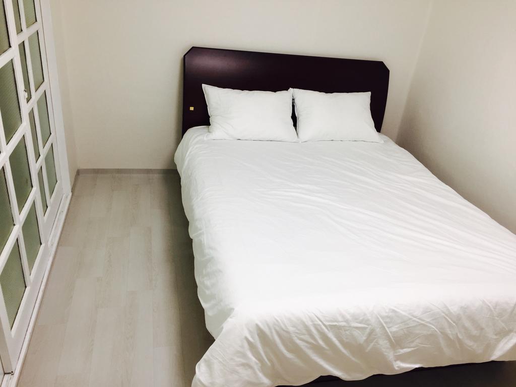 Woman Alibaba Female Only Guest house